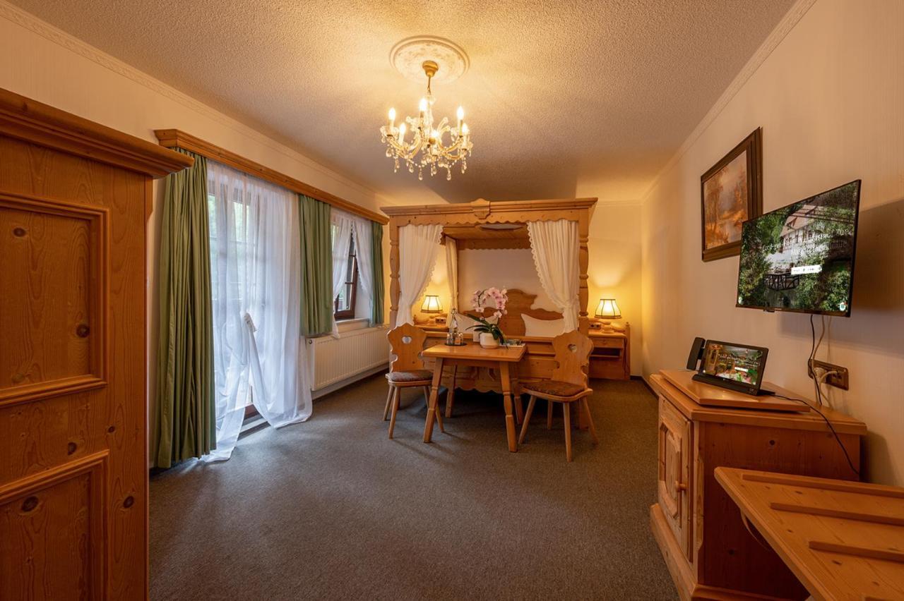 Zur Margarethenmuehle - Landgasthof Und Waldhotel Rosswein Εξωτερικό φωτογραφία