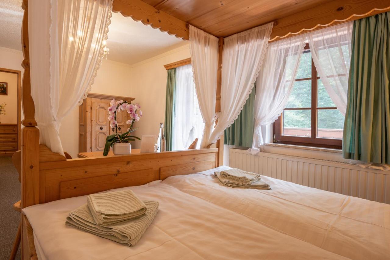 Zur Margarethenmuehle - Landgasthof Und Waldhotel Rosswein Εξωτερικό φωτογραφία