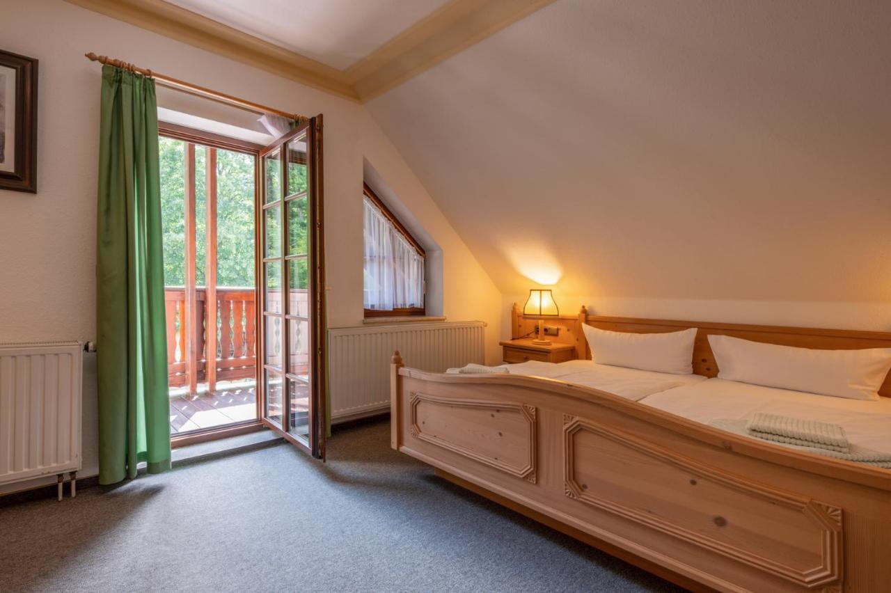 Zur Margarethenmuehle - Landgasthof Und Waldhotel Rosswein Εξωτερικό φωτογραφία